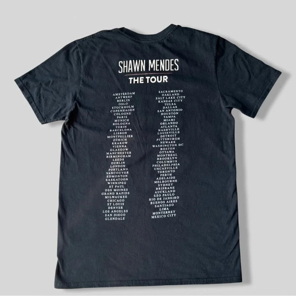 Shawn Mendes Rose The Tour Concert T Shirt - Picture 2 of 8
